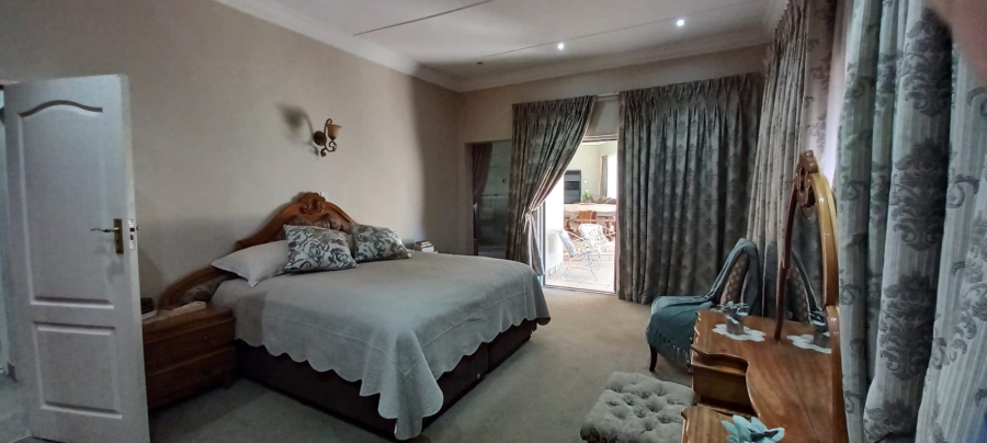 3 Bedroom Property for Sale in Roosheuwel North West